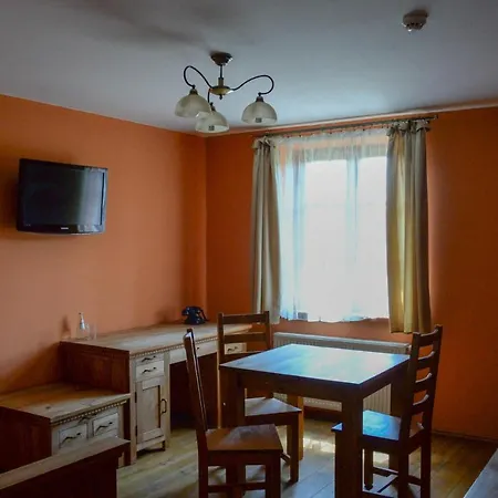 Karczma Regionalna Goscinna Penzion Wysowa-Zdrój